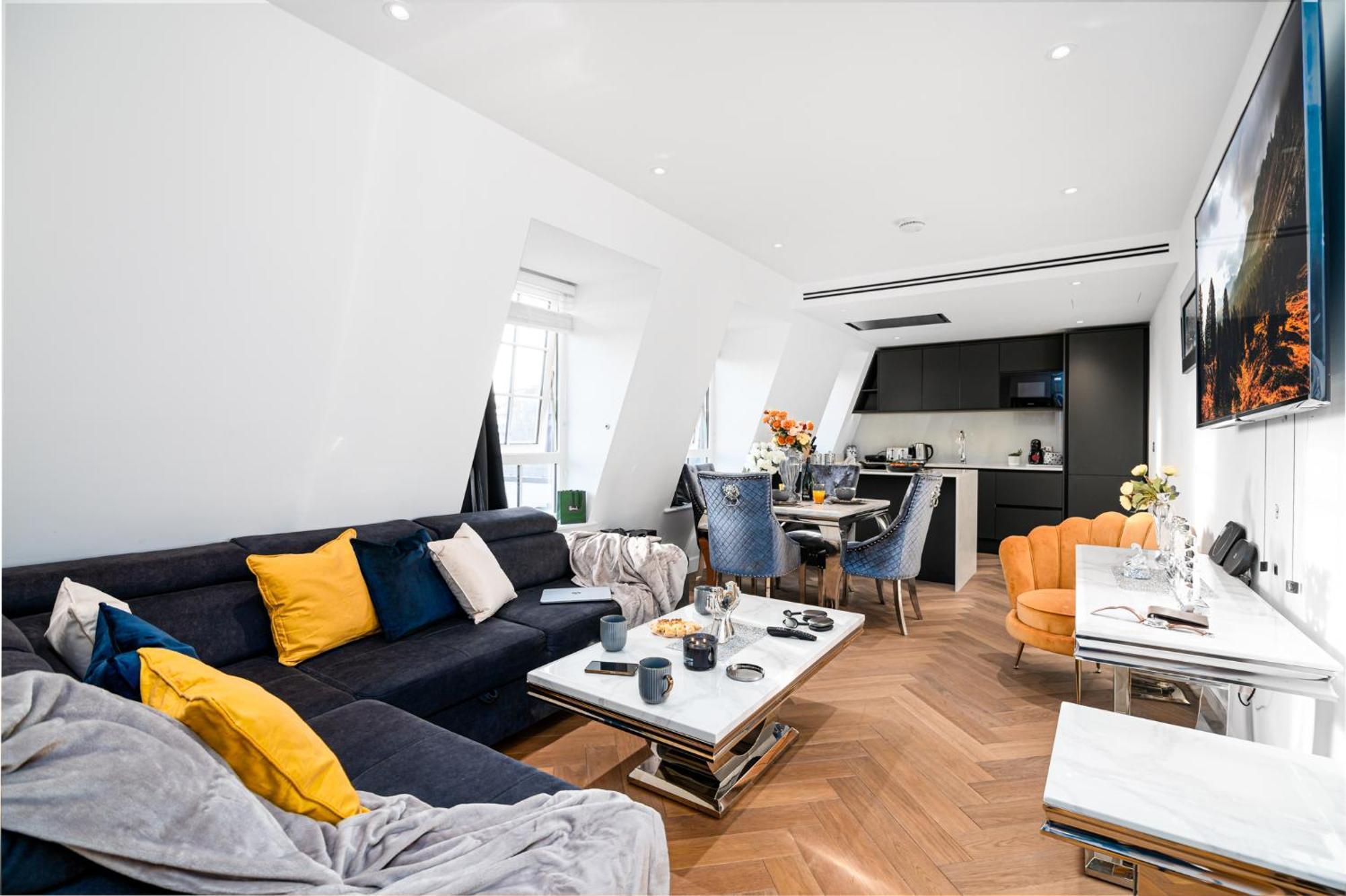 Stunning 1-Bedroom Penthouse In Marble Arch 72 London Eksteriør billede